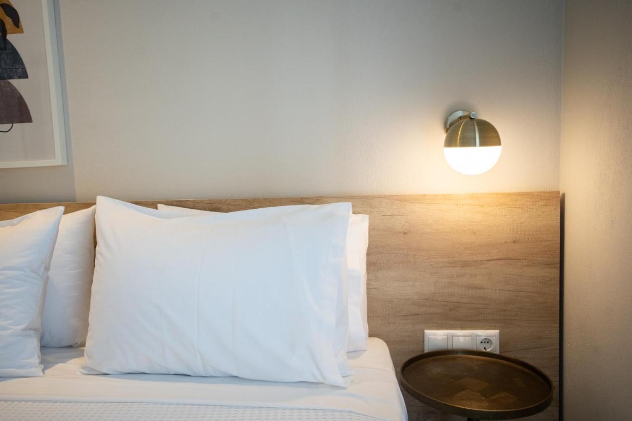 Marineiko Luxury Apartments イエリソス エクステリア 写真