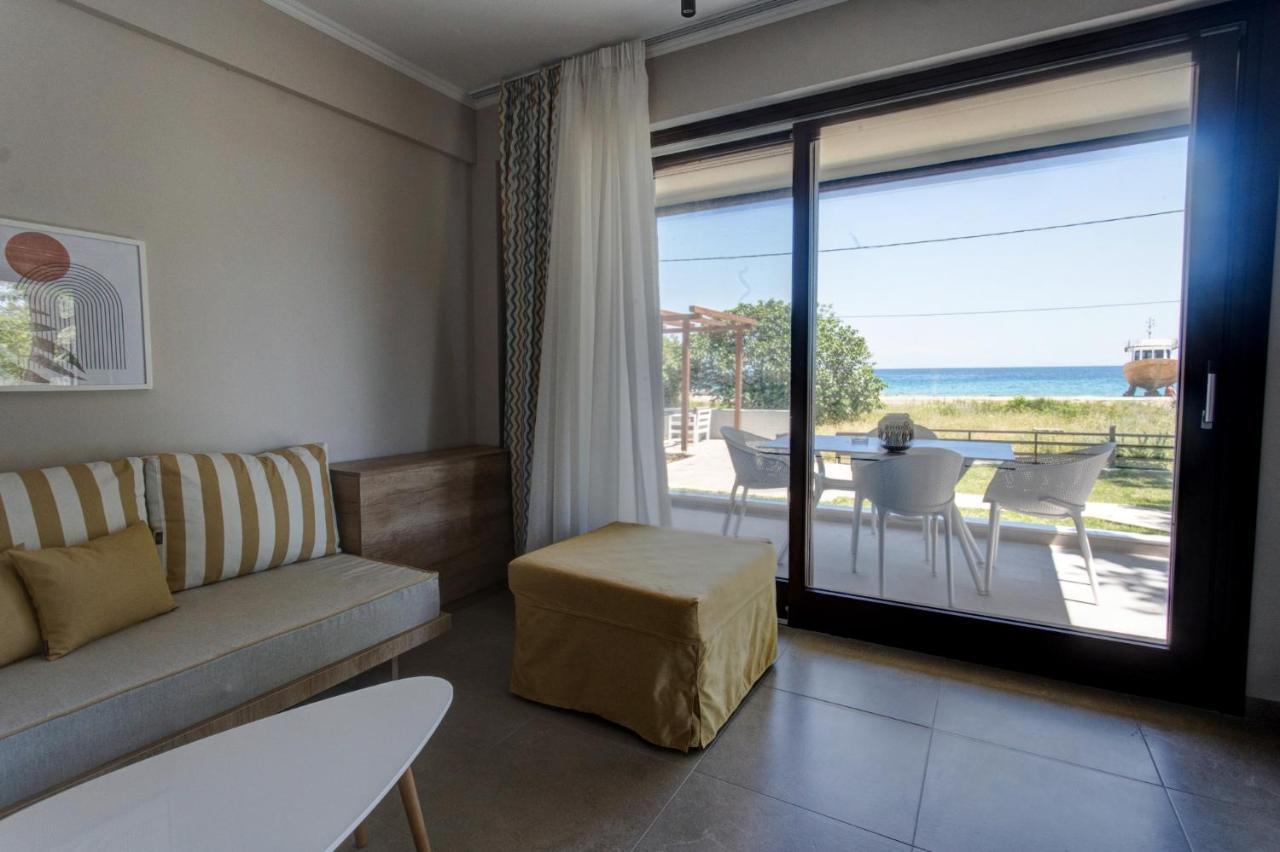 Marineiko Luxury Apartments イエリソス エクステリア 写真