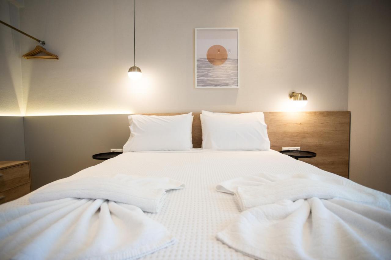 Marineiko Luxury Apartments イエリソス エクステリア 写真