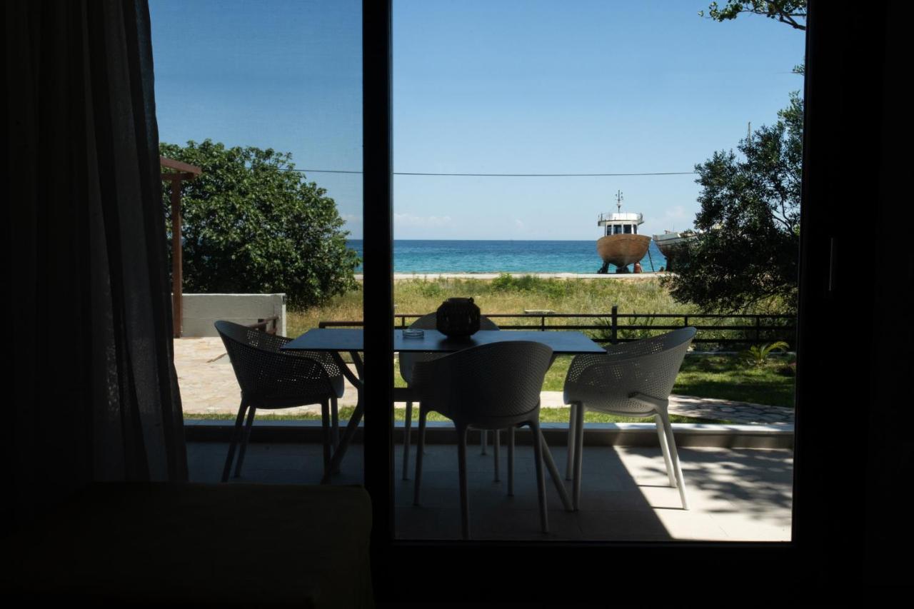 Marineiko Luxury Apartments イエリソス エクステリア 写真