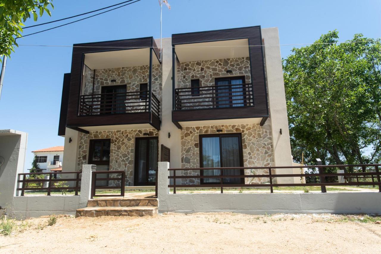 Marineiko Luxury Apartments イエリソス エクステリア 写真