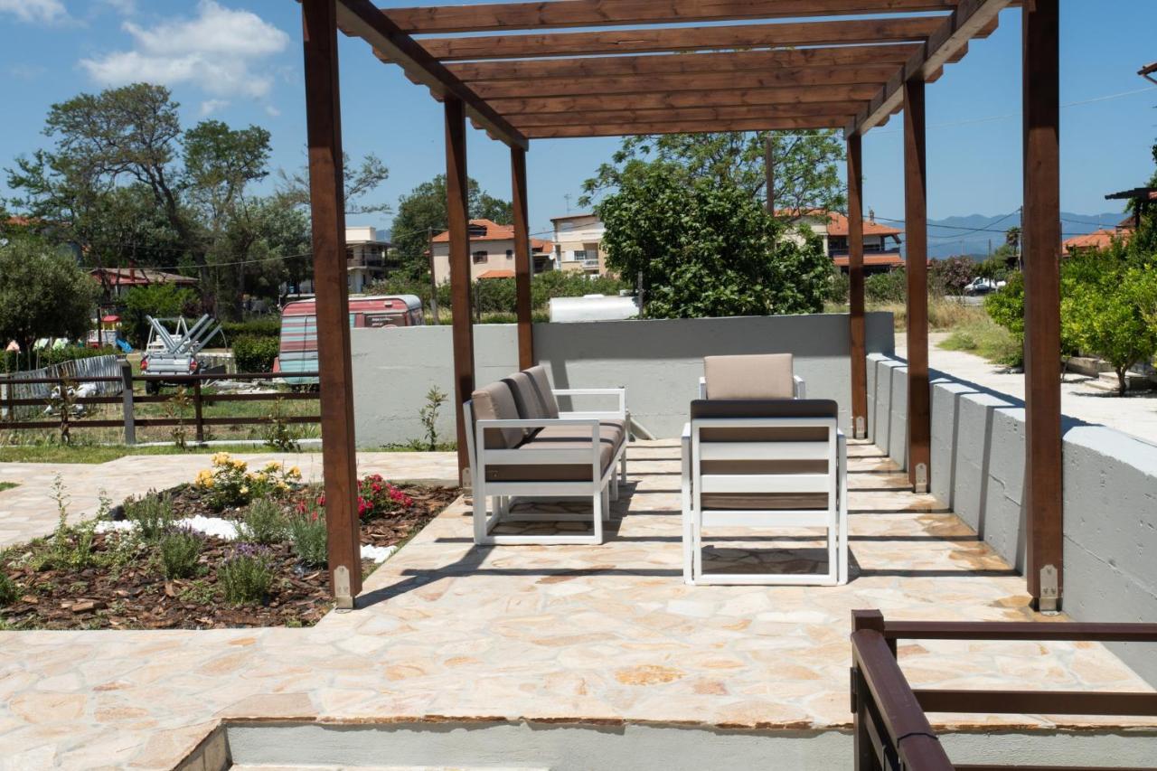 Marineiko Luxury Apartments イエリソス エクステリア 写真